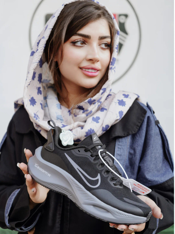 نایک زوم طرح لبخد